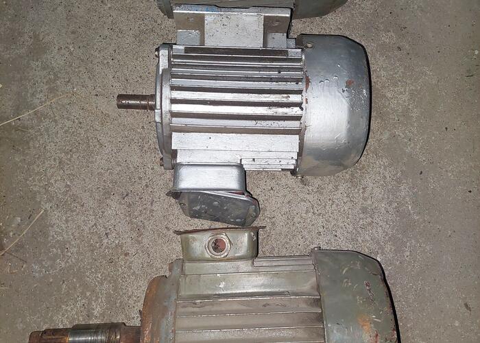 Grajewo ogłoszenia: Sprzedam różne silniki elektryczne różnej mocy oraz wałek do...