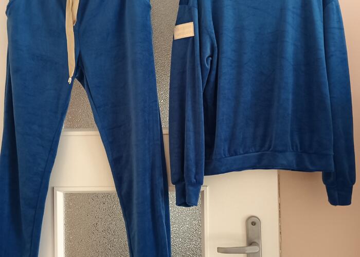 Grajewo ogłoszenia: Sprzedam nowy z metką dres welurowy.Riz uniwersalny.Odbiór Grajewo.